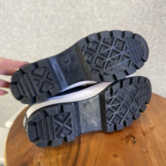 Converse Leather Gore-Tex Platform High Tops 🖤 Women’s 8.5 - Picture 8 of 12